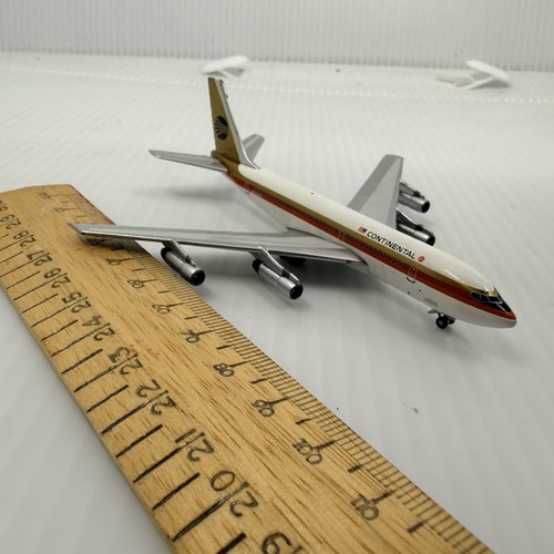Continental boeing 707 diecast - boeing,