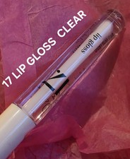 BOOTS 17. Lip Boost with Shine