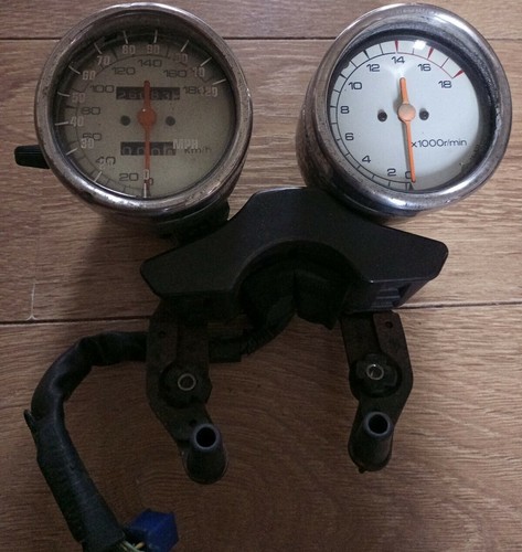 Suzuki bandit 400 - suzuki, speedometer
