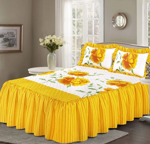 Floral quilted bedspread bed - bedspread,