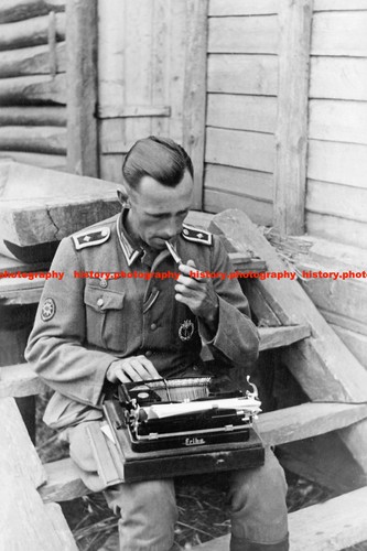 F014466 war correspondent - war,