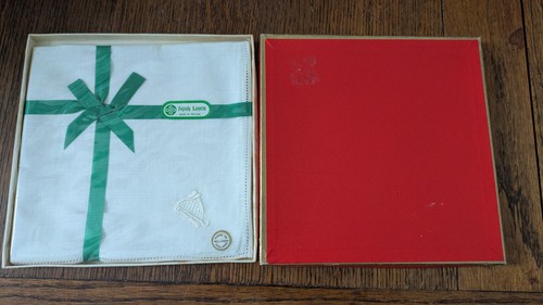 Two vintage ladies irish - vintage, linen