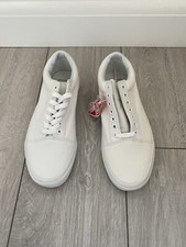 VANS Old Skool White Unisex Plimsolls/Trainers UK Size 6 New Badly Damaged Box