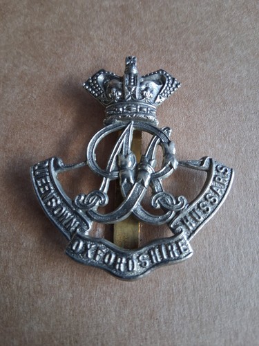 Queens own oxfordshire hussars - own,