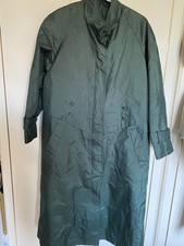 nuage rainwear green mac size 12