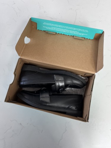 Worn once clarks school shoes - worn,
