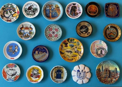 Souvenir fridge magnet - ,