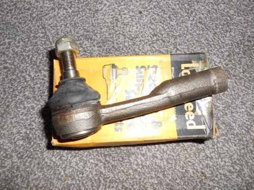 Track rod end - rh, for