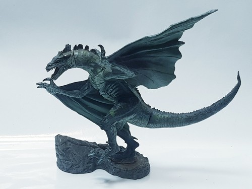 Mcfarlane dragons series 2 - dragons,