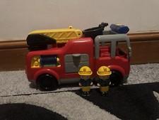 large toy fire engine