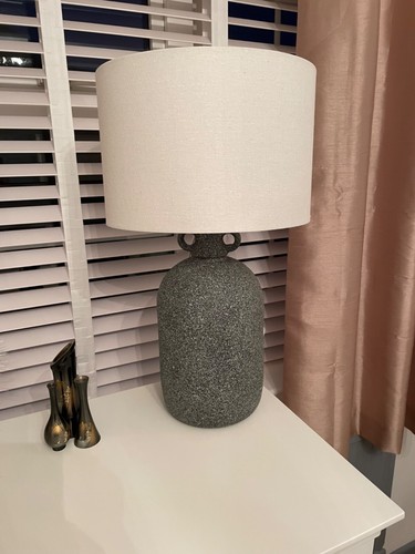 Cycled grey granite effect - up,