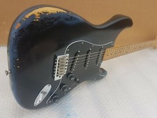 1982 FENDER STRATOCASTER USA -