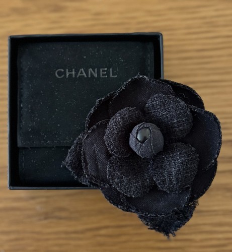 Chanel camélia brooch - -,