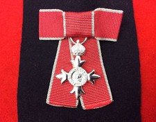 Mbe miniature bow ladies - a,