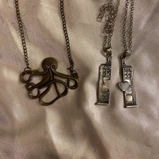 STEAMPUNK OCTOPUS or Dr. WHO