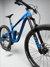 Medium / Giant Reign Advanced