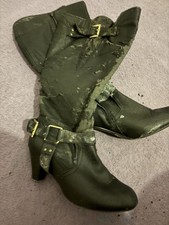 Women's Knee High Boots Size 8