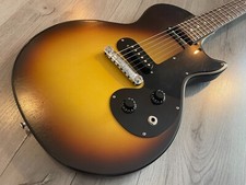 2006 Gibson Melody Maker in Sunburst