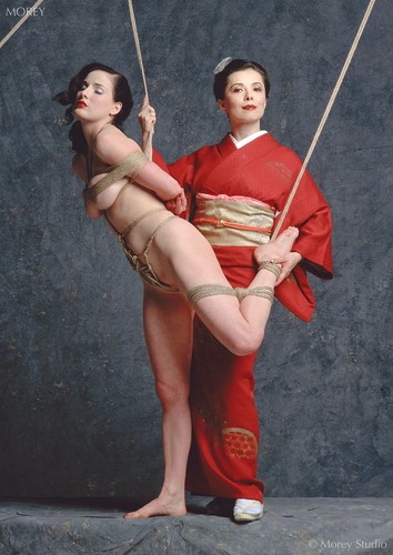 Dita von teese - dita, midori