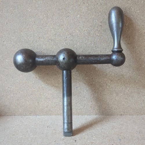 Vintage balanced crank - balanced, handle