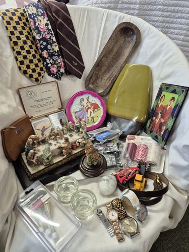 House clearance joblot curios - joblot,