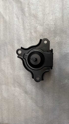 Driver side engine mount - side,