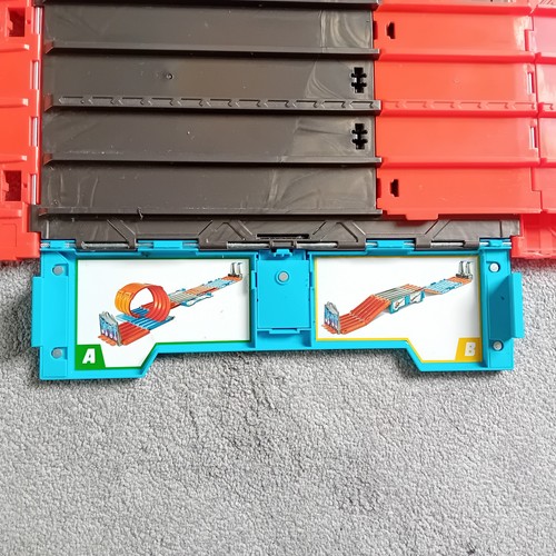 Hot wheels playset track in - track, 3