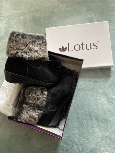 Brand new lotus fur - new, topped