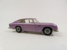 Husky Aston Martin D.B.9