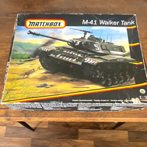 Matchbox 41 walker tank - 1:32, m-41