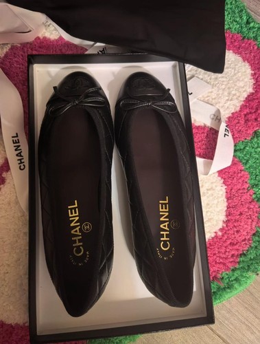Chanel black quilted leather - chanel,