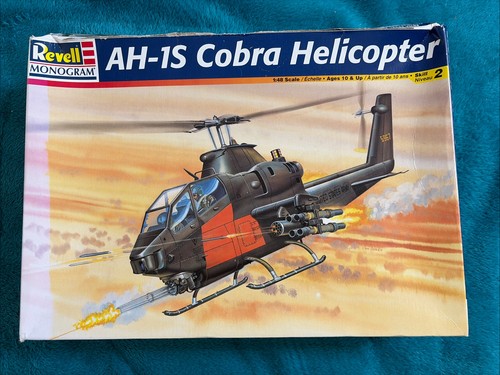 Two lot 1s cobra - 1/48, ah-1s