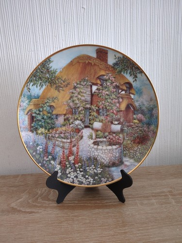 Lilliput lane wishing well - lane, "wishing