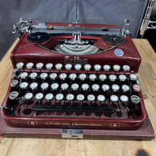 Rare Burgundy Crackled Erika 6 Typewriter Seidel & Naumann 