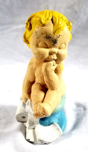 Child toilet plaster hand - on,
