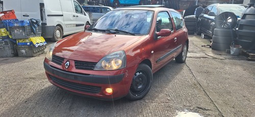 Breaking renault clio door - 3,