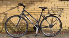 Trek FX2 Hybrid Bike