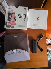 Thruthear Shio, Headphone