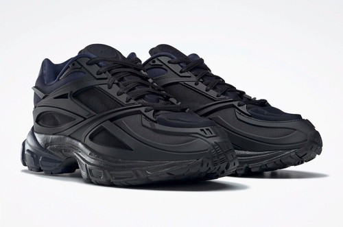 Womans 8 5 - 8.5, reebok