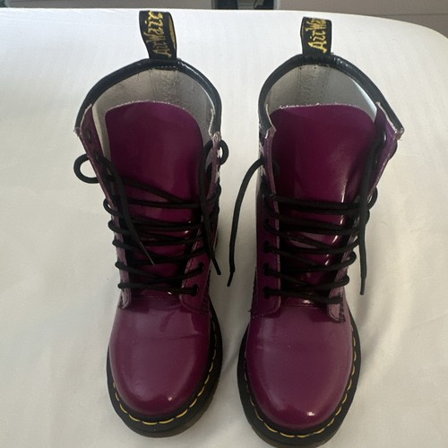 Martens 1460 eight - dr., -eye