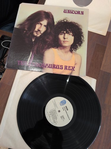Tyrannosaurus rex unicorn - rex,
