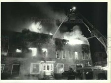 1988 Press Photo Fireman in