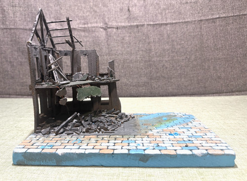 Diorama base bombed building - diorama,
