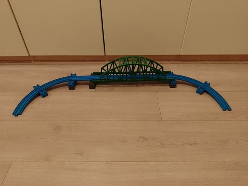 Green truss bridge tomy - truss,