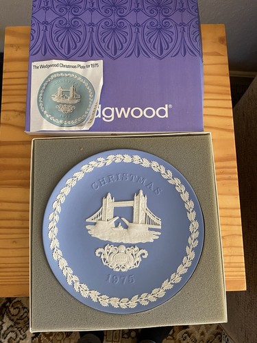 Wedgewood jasperware plate - wedgewood,