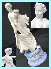 WEDGWOOD Dancing Hour Series
