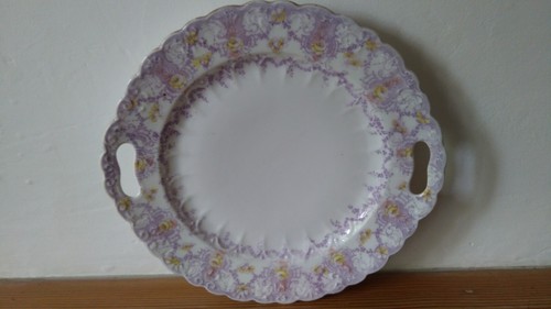 Pretty vintage bone - bone, china