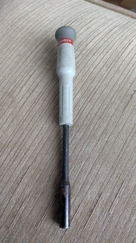 Facom 74e 5x75 5mm - hex, screw