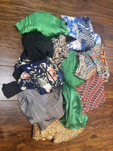Women clothing bundle size - women’s,