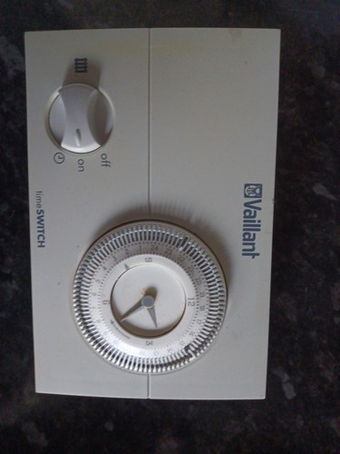 Vaillant time switch 130 24hr - vaillant,